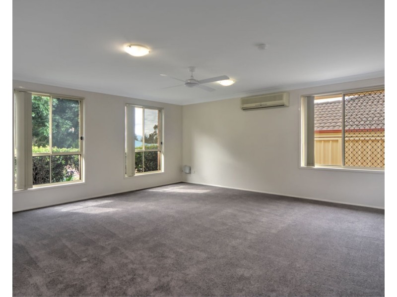 16 Hibiscus Place, Bomaderry NSW 2541