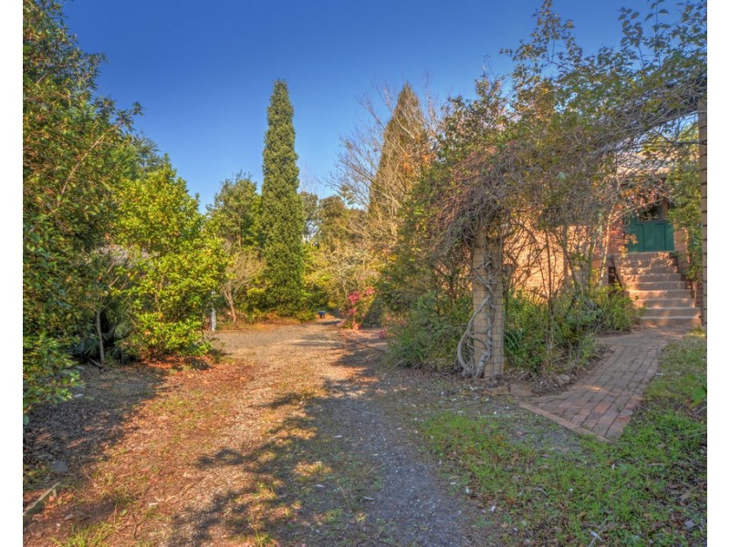 14 Lyndhurst Drive, Bomaderry NSW 2541