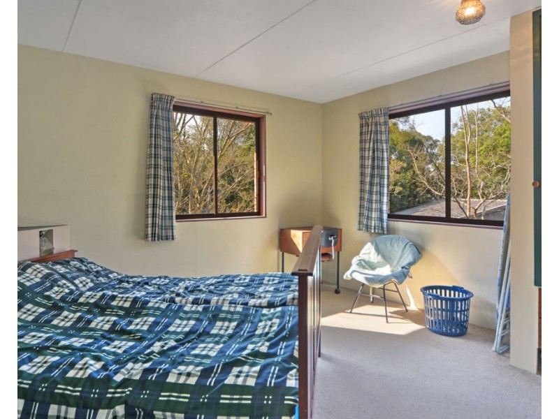 14 Lyndhurst Drive, Bomaderry NSW 2541