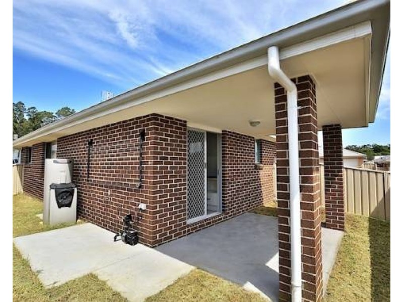 2 Flannelflower Avenue, West Nowra NSW 2541