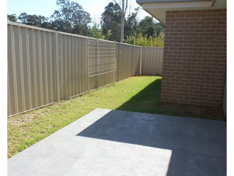 3/5 Elian Crescent, South Nowra NSW 2541