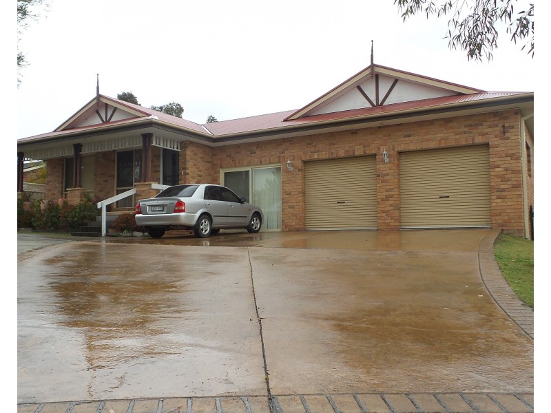 2/3 Acer Place, Worrigee NSW 2540