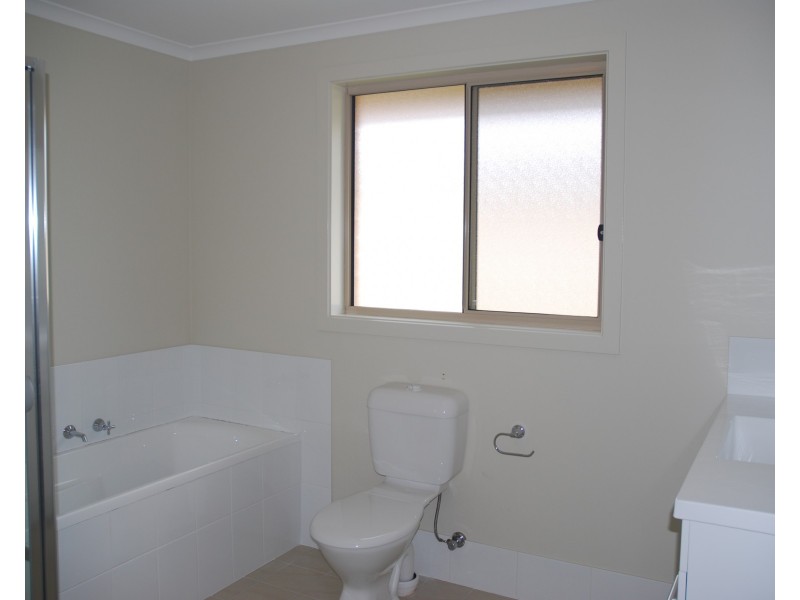 3 Doreen Court, West Nowra NSW 2541