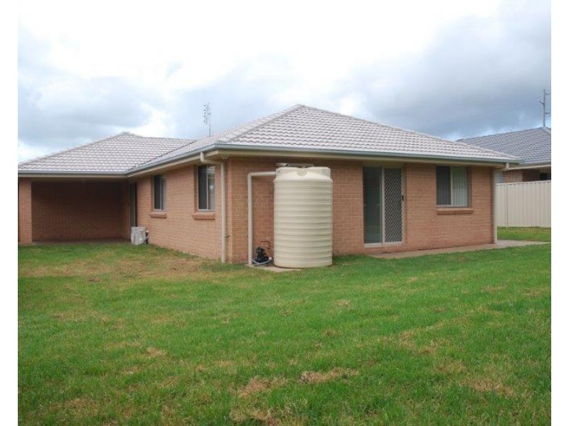 3 Doreen Court, West Nowra NSW 2541