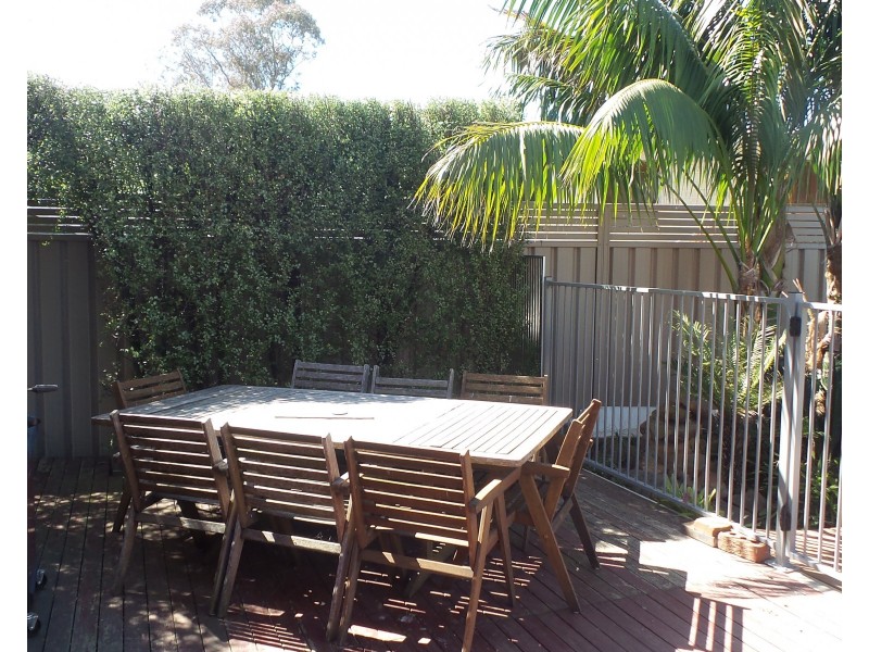 28 Lyrebird Drive, Nowra NSW 2541