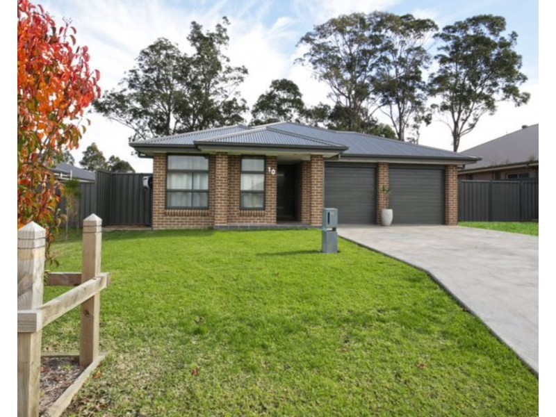 10 Bowerbird Street, South Nowra NSW 2541