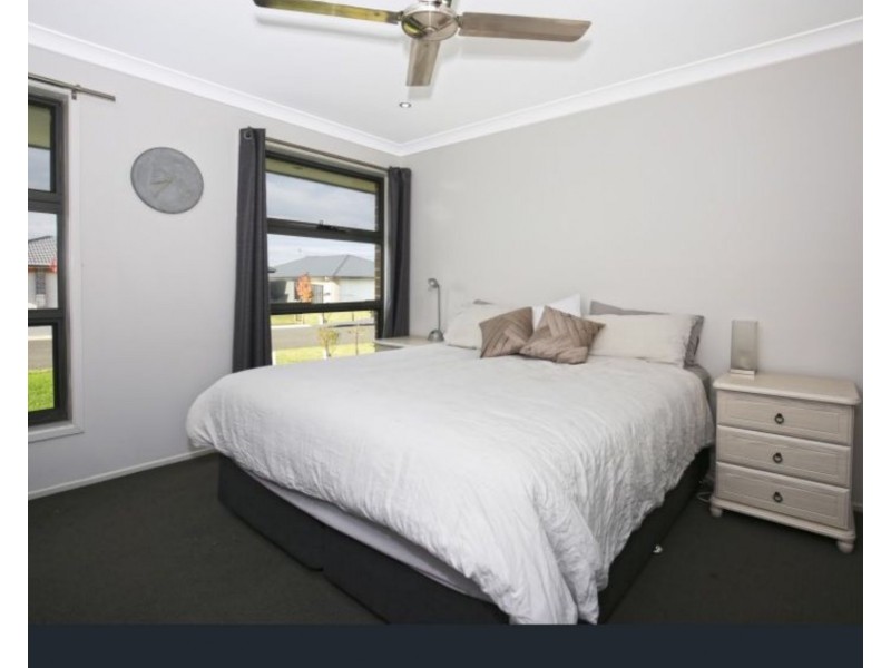 10 Bowerbird Street, South Nowra NSW 2541