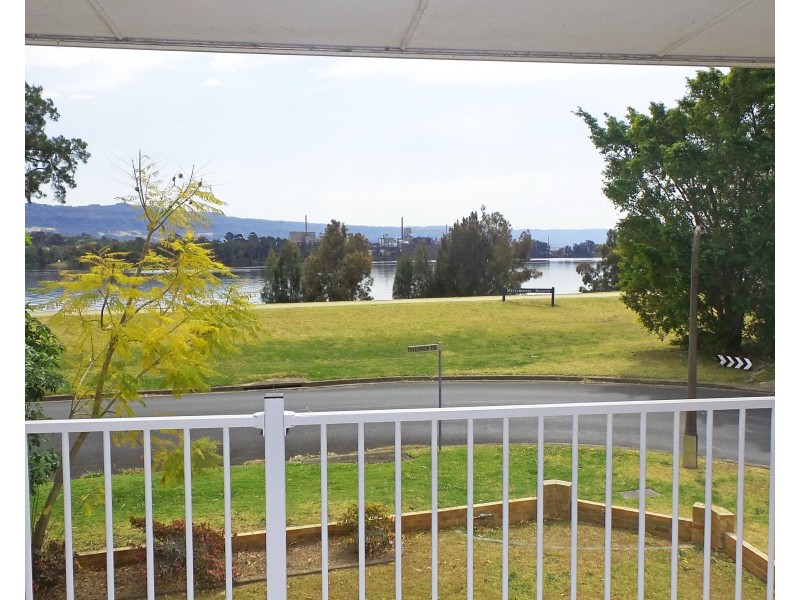 68 Riverview Road, Nowra NSW 2541