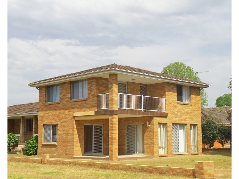 68 Riverview Road, Nowra NSW 2541