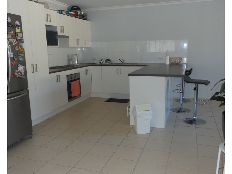 25 Candlebark Close, West Nowra NSW 2541