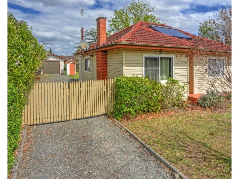 32 Cambewarra Road, Bomaderry NSW 2541 Integrity Real Estate Nowra Sold