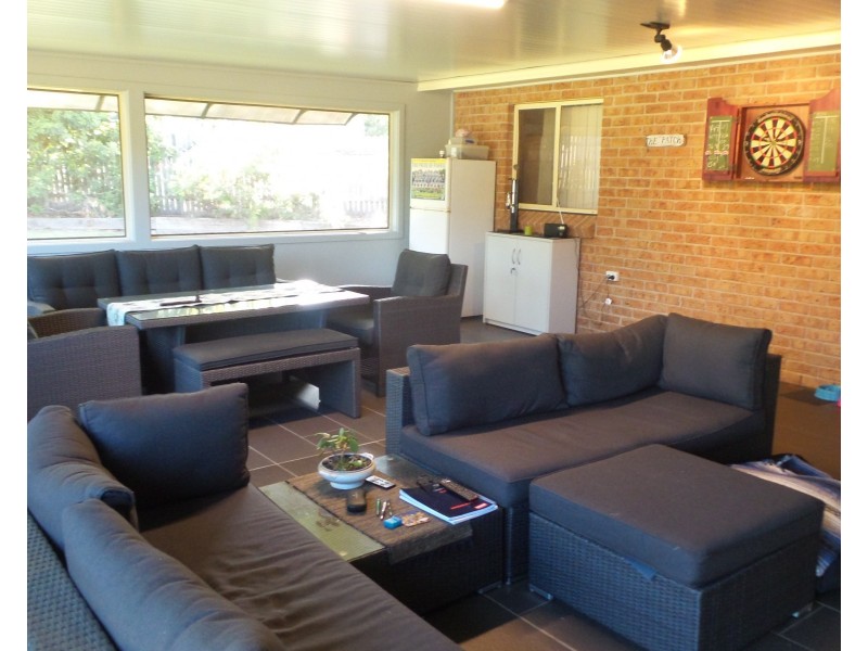 3 Garry Glen, West Nowra NSW 2541