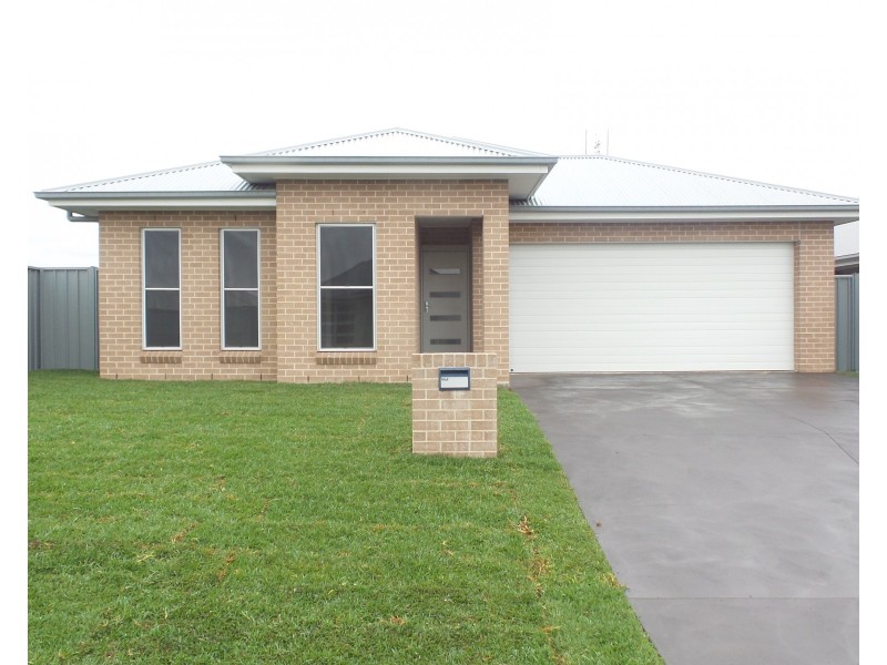 47 Caladenia Crescent, South Nowra NSW 2541