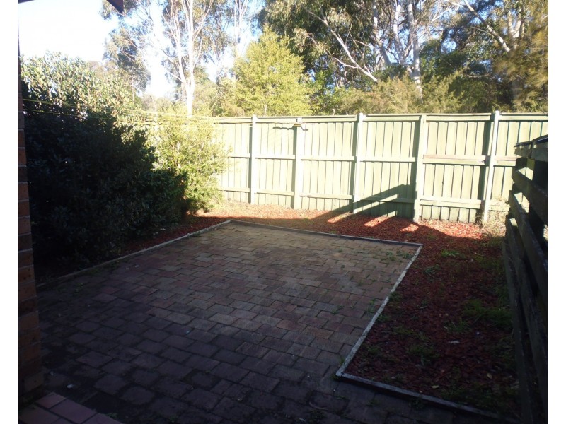 2/3 Hood Close, North Nowra NSW 2541