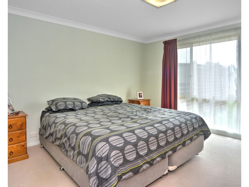 4 The Garden Walk, Worrigee NSW 2540