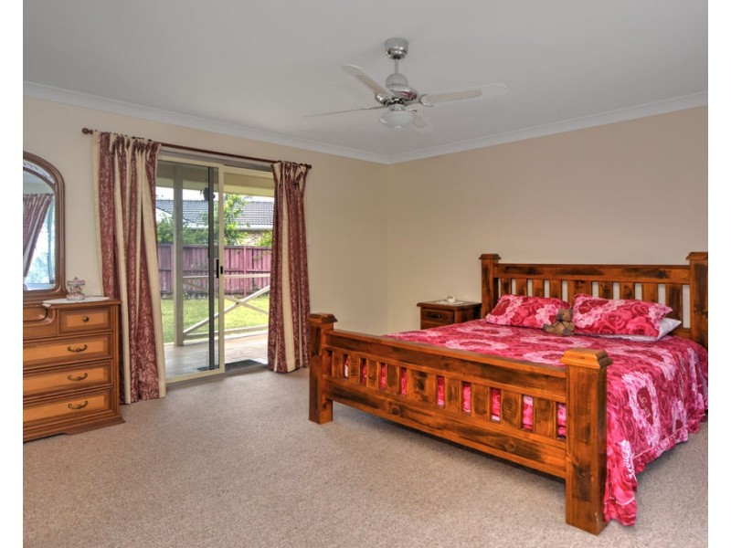 3 Arnheim Place, North Nowra NSW 2541