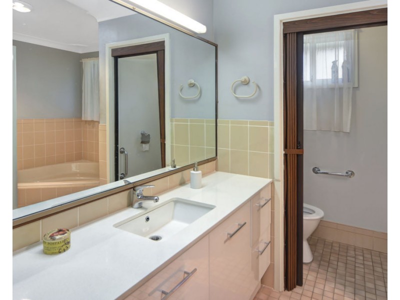 24 Maclean Street, Nowra NSW 2541