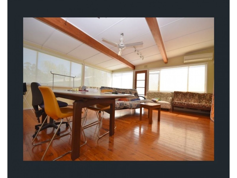 23 Spring Street, Nowra NSW 2541