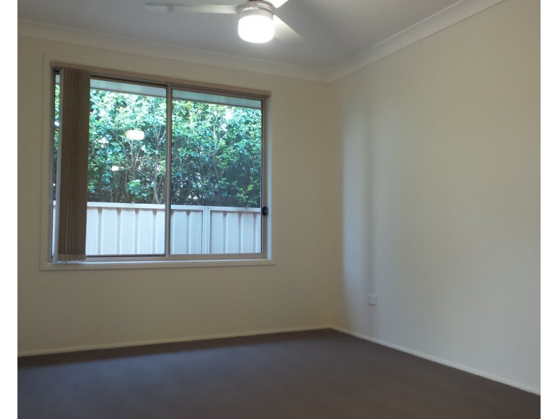 15 St James Crescent, Worrigee NSW 2540