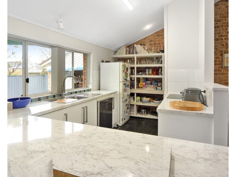 6 Ikara Place, North Nowra NSW 2541