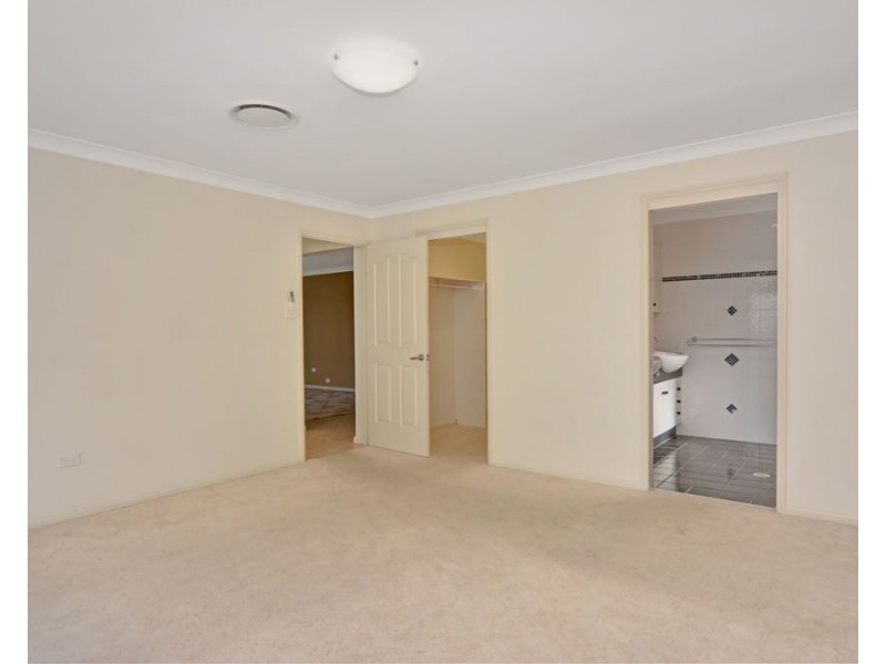 6 Tallon Way, Worrigee NSW 2540