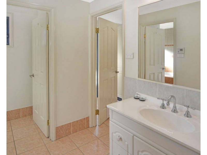 6 Tallon Way, Worrigee NSW 2540