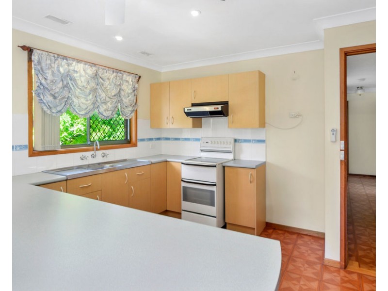 25 Tarawal Street, Bomaderry NSW 2541