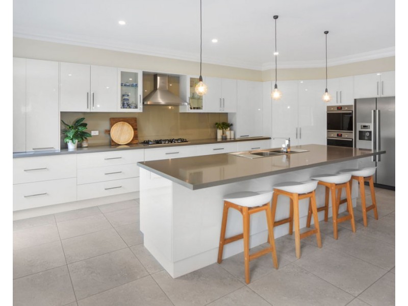 24 Hart Road, Falls Creek NSW 2540