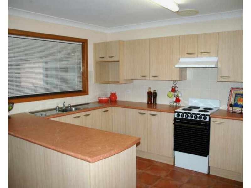 64 Cambewarra Road, Bomaderry NSW 2541