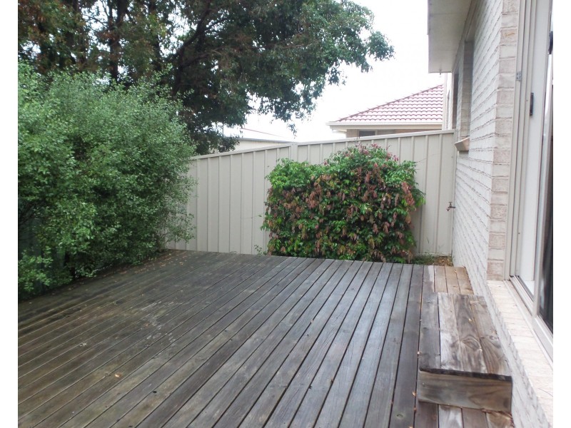 12/8 Meroo Road, Bomaderry NSW 2541