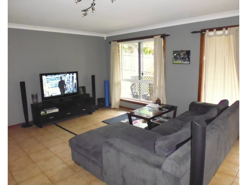 15 Jaycee Avenue, Nowra NSW 2541