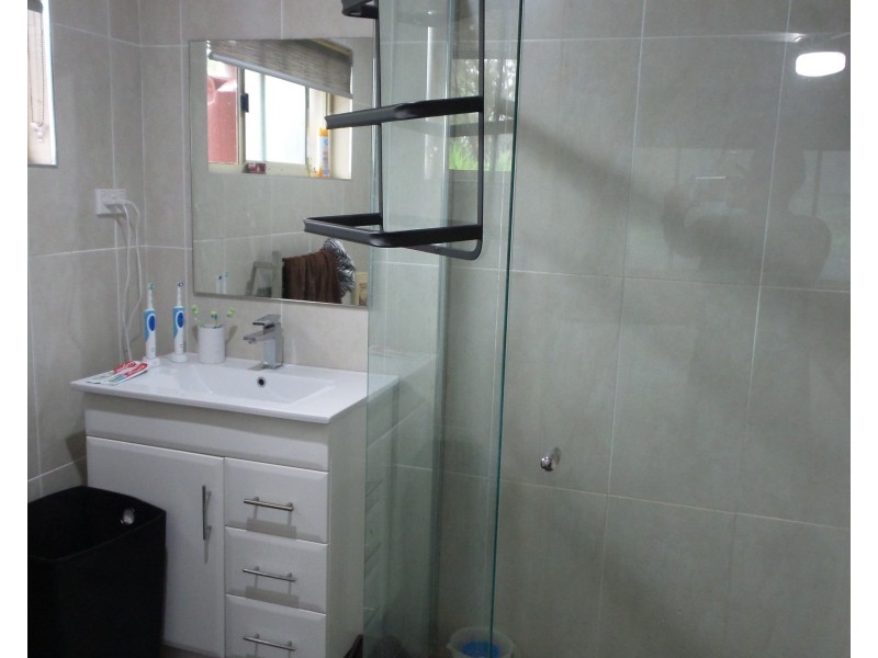 15 Depot Road, West Nowra NSW 2541