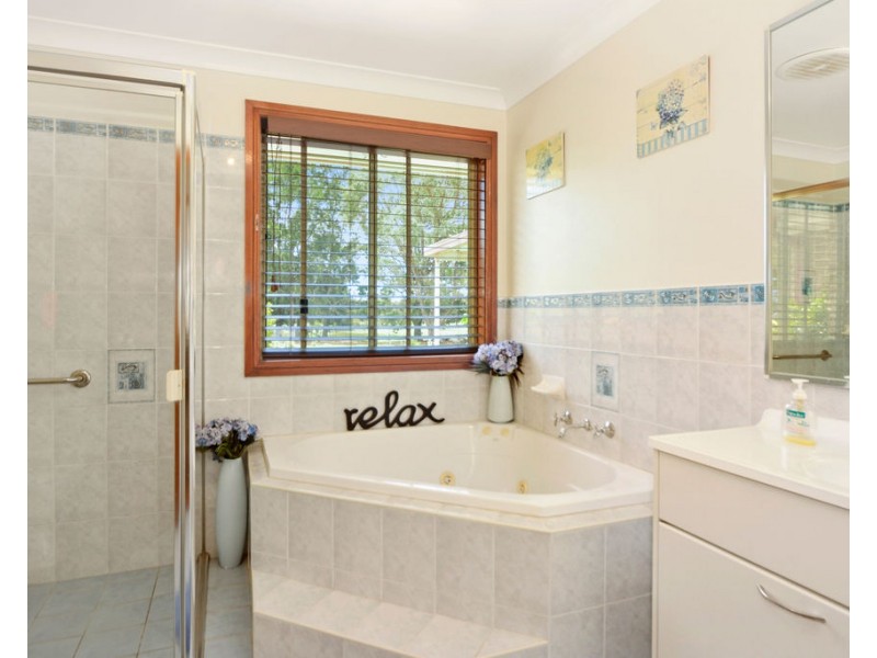 30E Oakbanks Place, Worrigee NSW 2540