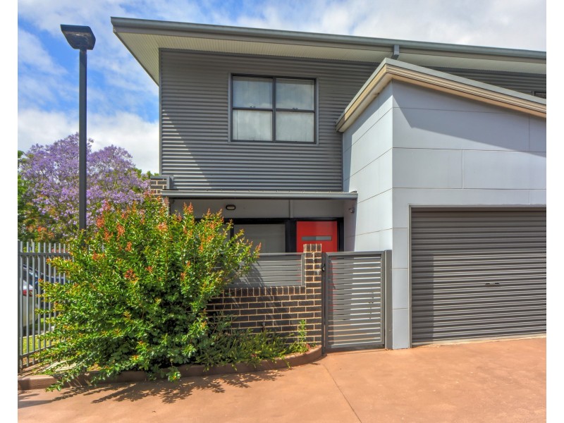 1/429A Princes Highway, Bomaderry NSW 2541