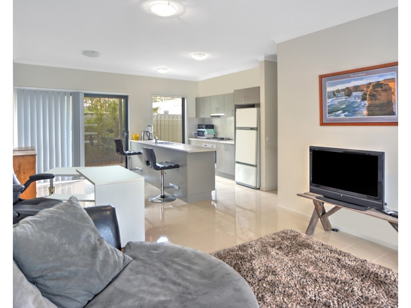 1/429A Princes Highway, Bomaderry NSW 2541