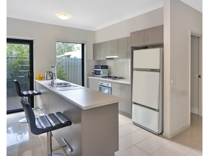 1/429A Princes Highway, Bomaderry NSW 2541