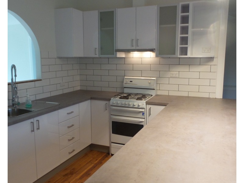 147 East Street, Nowra NSW 2541