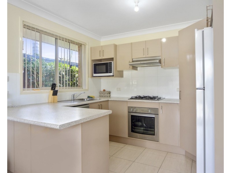 2/2 Plato Crescent, Worrigee NSW 2540