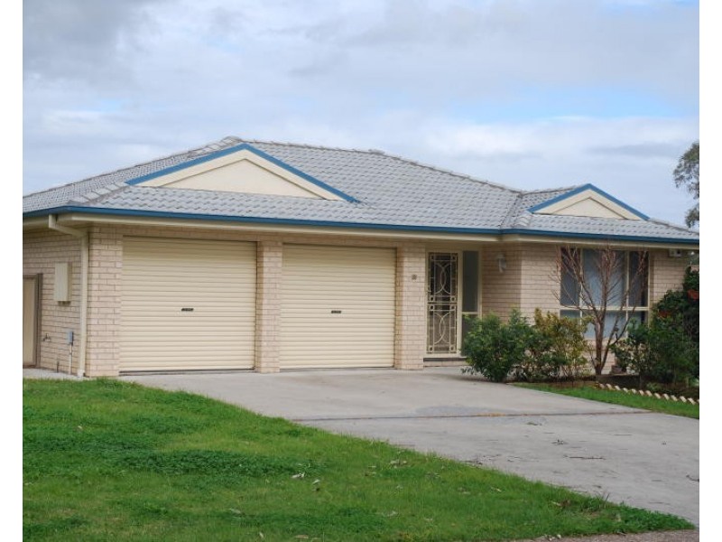 33 Golden Grove, Worrigee NSW 2540