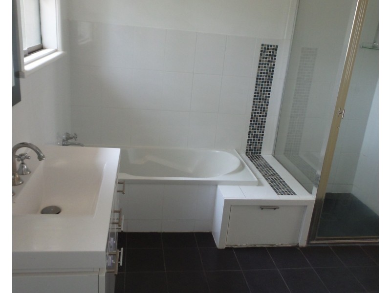 19 Illaroo Road, North Nowra NSW 2541