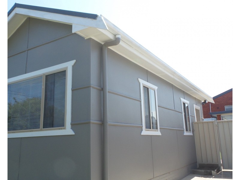 2/61 Wallace Street, Nowra NSW 2541