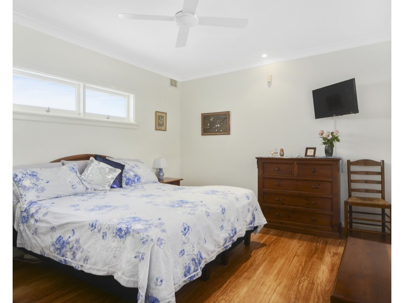 17 Colyer Avenue, Nowra NSW 2541