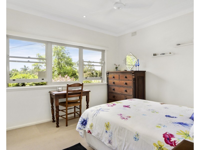 17 Colyer Avenue, Nowra NSW 2541