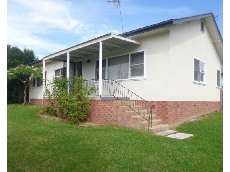 192 McKay Street, Nowra NSW 2541