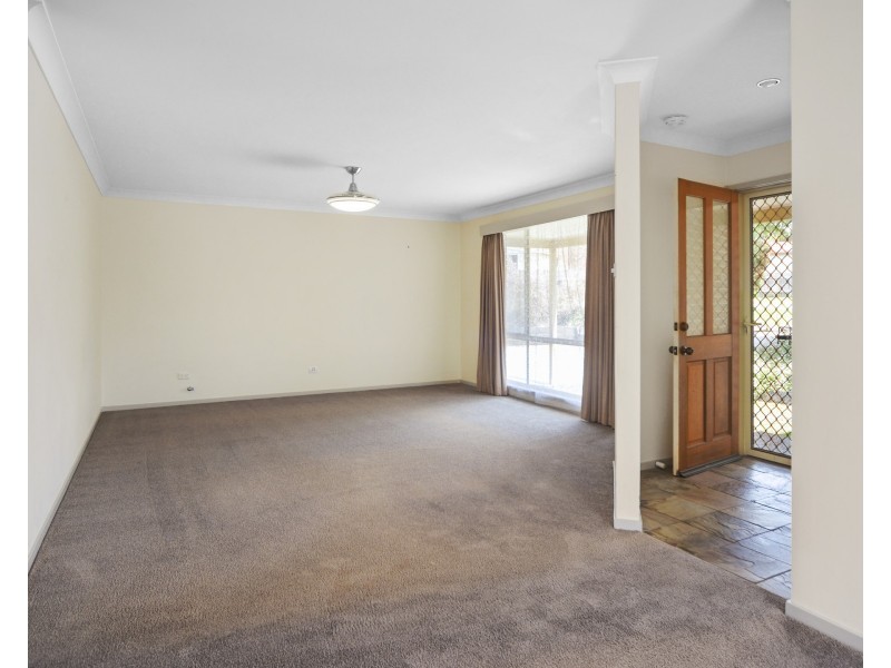 3 Garry Glen, West Nowra NSW 2541