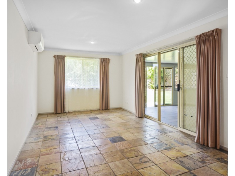 3 Garry Glen, West Nowra NSW 2541