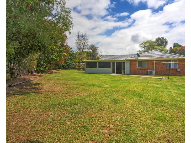 3 Garry Glen, West Nowra NSW 2541