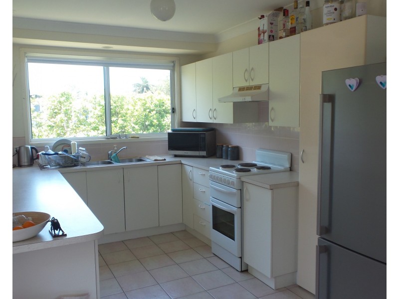 12A Crest Avenue, North Nowra NSW 2541