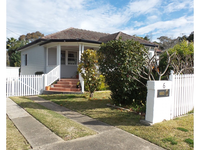 6 Jervis Street, Nowra NSW 2541