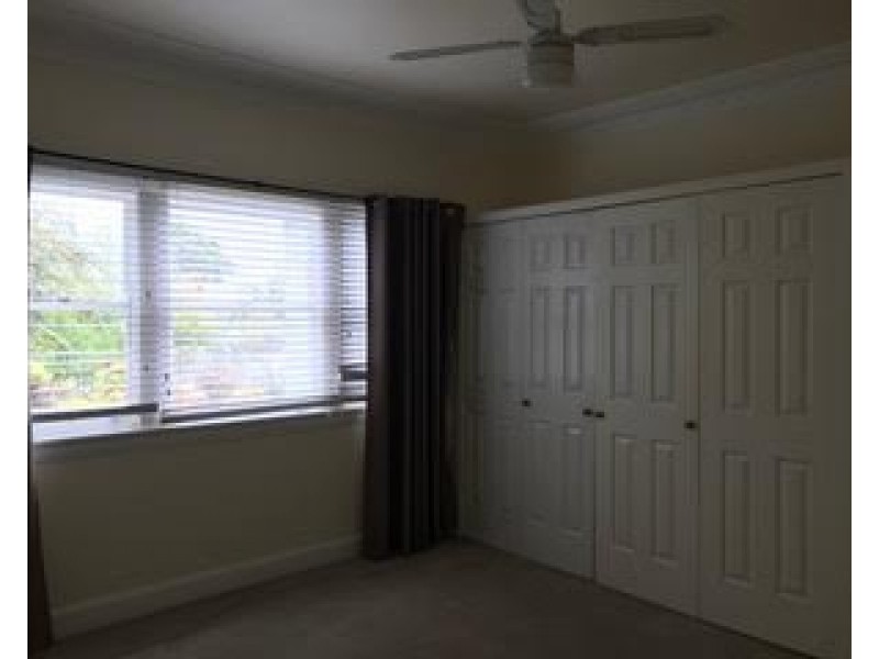 6 Jervis Street, Nowra NSW 2541